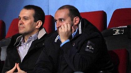 Τα είπαν με οργανωμένους οι Αγγελόπουλοι