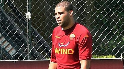 Αντριάνο: «Μένω στη Ρόμα»