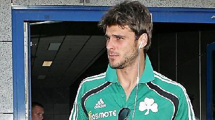 Καρνέζης: «Δεν τα παρατάμε»