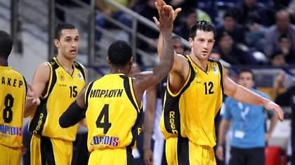 Τρεις αγωνιστικές κεκλεισμένων και πρόστιμο στην ΚΑΕ Άρης