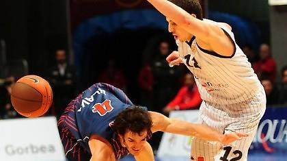 Δεύτερη με «περίπατο»