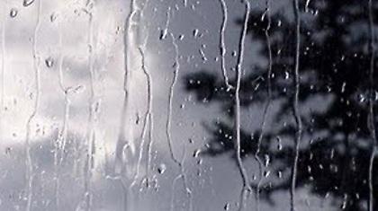 Βροχερά Χριστούγεννα με ισχυρούς νοτιάδες