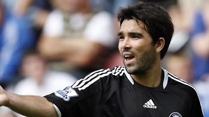 Τον ντύνουν στα «πράσινα»