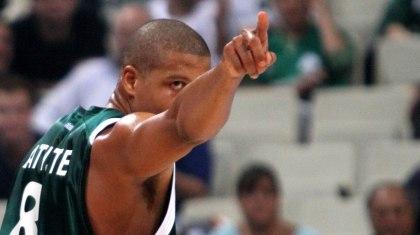 Μπατίστ: «Εμείς το πλεονέκτημα με Ολυμπιακό»