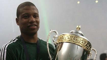 Όταν ο Μάικ Μπατίστ έπαιζε στην Σαρλερουά!