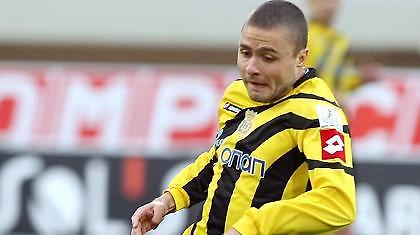 «Είναι νωρίς να συζητήσουμε για το συμβόλαιο»