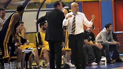 Τετ-α-τετ Καραμανλή, Γκέκου