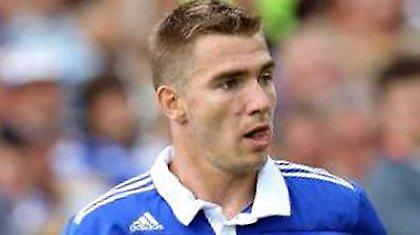 «Έρχεται» να υπογράψει