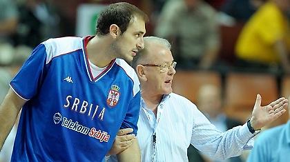 Κρστιτς: «Παίζω για τη Σερβία, όχι για τον Ίβκοβιτς»