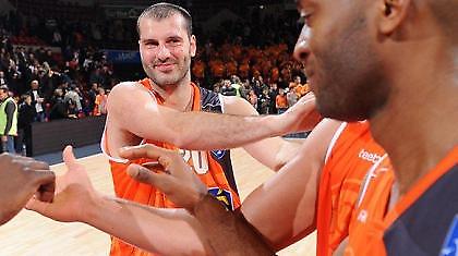 Θα δώσει μάχη ο Κακιούζης...