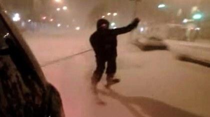 Σκι στους δρόμους της Νέας Υόρκης (video)