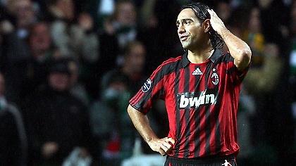 Πλήγμα με Νέστα για Μίλαν