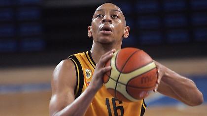 Εκτός ο Γκράντι, μέσα ο Ντικούδης