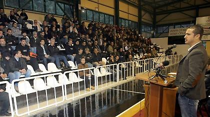 Σκέφτεται να παραιτηθεί ο Μαχλάς!