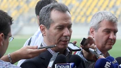 «Η φιλιππινέζα του Πατέρα»!