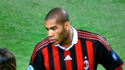 Στην Τβέντε ο Ονιέγου