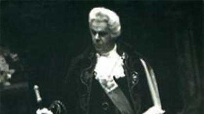 Πέθανε ο Τζον Μοδινός