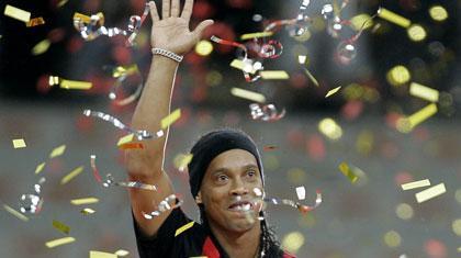 Αποχαιρετισμός στον Ροναλντίνιο