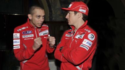 Μακριά και αγαπημένοι