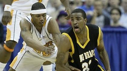 Στα κιτρινόμαυρα ο Ντόουσον