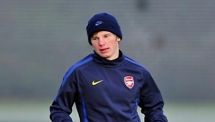 Υποστηρίζει Αρσάβιν ο Βενγκέρ