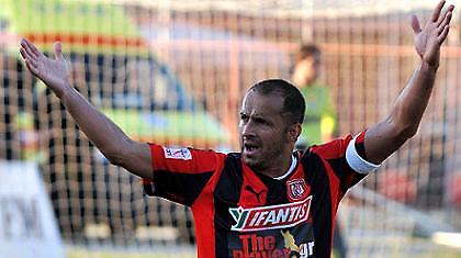 Μένει ο Λουτσιάνο!