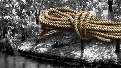 Μητέρα αυτοκτόνησε μαζί με το παιδί της