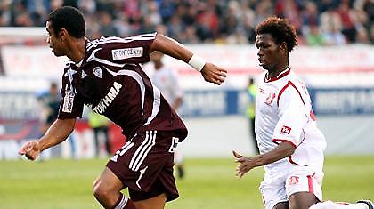 «Έκλεισε» Μελίσση, Αμπουμπακάρι η ΑΕΛ