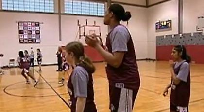 Θηλυκός «γίγαντας» (video)