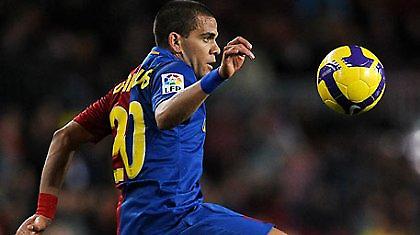 Γκουαρντιόλα: «Θα μείνει ο Άλβες»