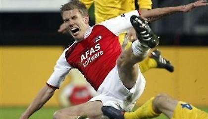 Απομακρύνεται από τα ευρωπαϊκά εισιτήρια