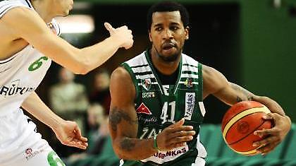 «Σεφτέ» για Ζούρο