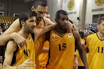 Ναι, οι παρέες γράφουν ιστορία