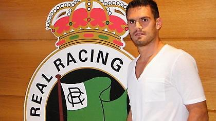 Τζιόλης: «Επιστρέφω, αλλά δεν γυρίζω πίσω»