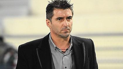 Ψάχνει αθώωση και μπακ