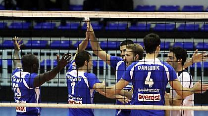 Μίλησε η έδρα