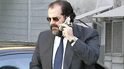 -Πατέρα που πας; -Γιέ μου θα πάω στα καράβια