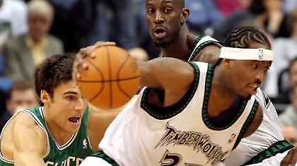 Στη Ροάν ο Ρίκι Ντέιβις!