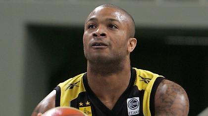 Χωρίς κόσμο, αλλά με... νίκη!