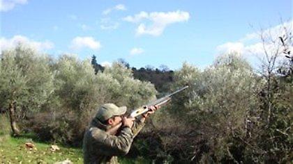 Κυνηγός τραυμάτισε τον… φίλο του!