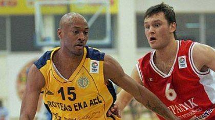 Δοκιμάζει Γουντγουόρντ το Περιστέρι