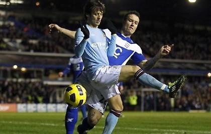 Απομακρύνεται η Σίτι, πλησιάζει η Λίβερπουλ