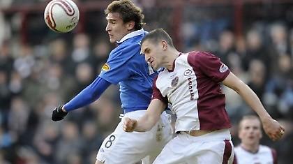 Πλησιάζει την κορυφή η Ρέιντζερς