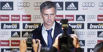 Μουρίνιο: «Χαίρομαι που αντιμετωπίζουμε την Μπαρτσελόνα»