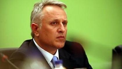 Επιπλέον 2,5 ώρες στην καρέκλα