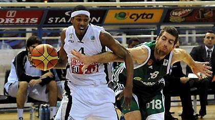 Μπήκαν οι τρεις