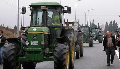 Στους δρόμους τη Δευτέρα οι αγρότες