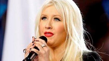 Τα έκανε μαντάρα η Αγκιλέρα (video)