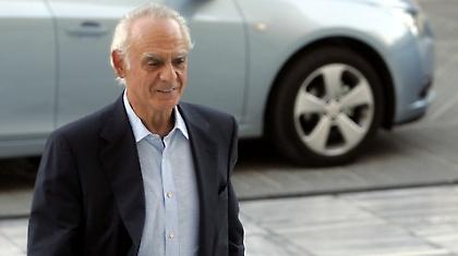 Εμπλέκουν τον Τσοχατζόπουλο σε μίζες για 4 υποβρύχια