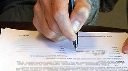 «Φρένο» στις αυθαίρετες αυξήσεις ασφαλίστρων